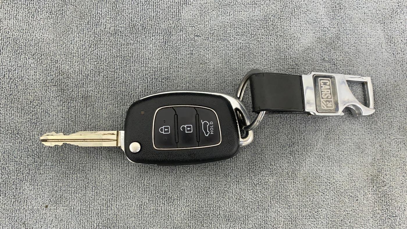 2015 Hyundai Elite i20 SPORTZ 1.2, Petrol, Manual, 84,176 km, Key Close Up