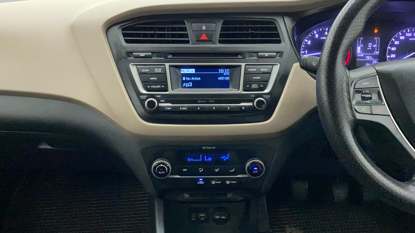 2015 Hyundai Elite i20 SPORTZ 1.2, Petrol, Manual, 84,176 km, Air Conditioner