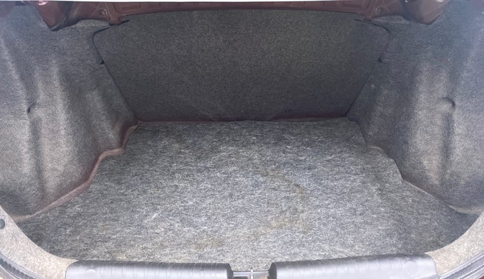 2014 Honda Amaze 1.2 VXMT I VTEC, Petrol, Manual, 31,001 km, Boot Inside