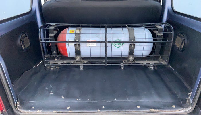 2018 Maruti Eeco 5 STR CNG WITH AC PLUSHTR, CNG, Manual, 55,326 km, Boot Inside View