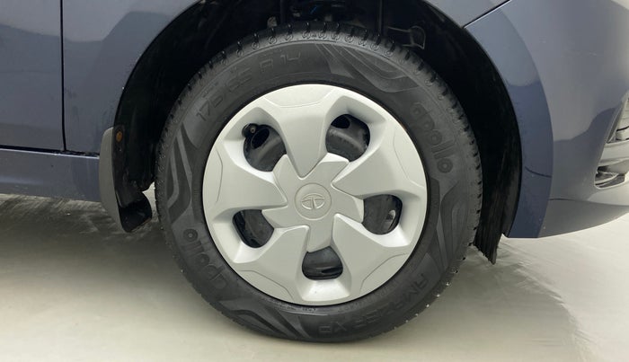 2021 Tata TIGOR 1.2 XMA RTN, Petrol, Automatic, 12,584 km, Right Front Wheel
