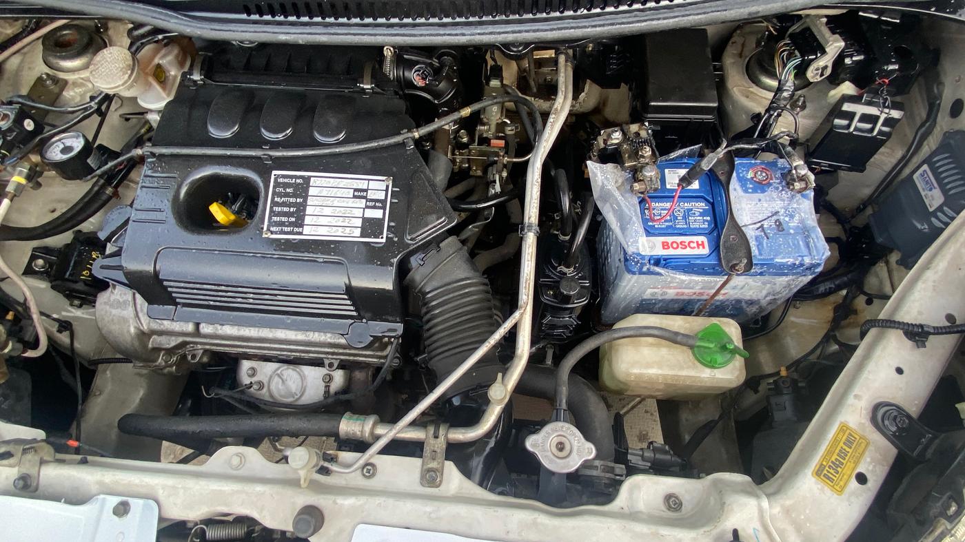 2016 Maruti Wagon R 1.0 VXI, CNG, Manual, 65,601 km, Engine View - Left