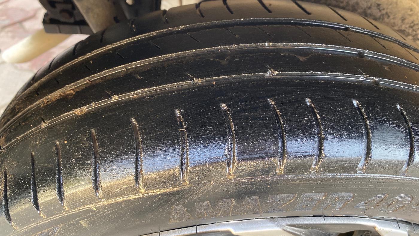 2016 Maruti Wagon R 1.0 VXI, CNG, Manual, 65,601 km, Right Rear Tyre Tread