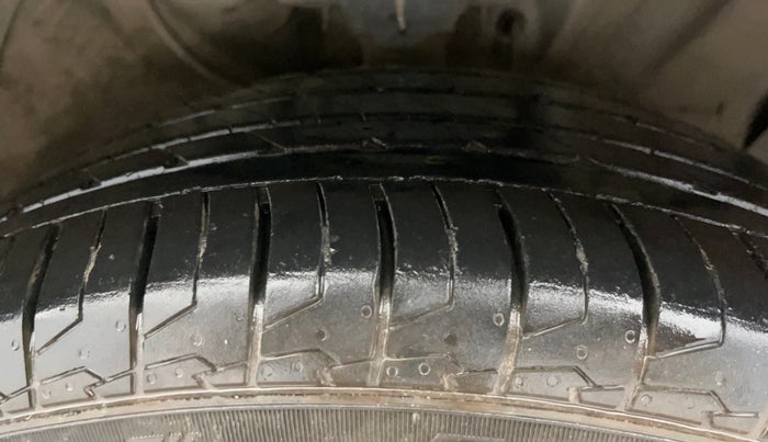 2018 Hyundai Creta SX AT 1.6 PETROL, Petrol, Automatic, 74,440 km, Right Front Tyre Tread