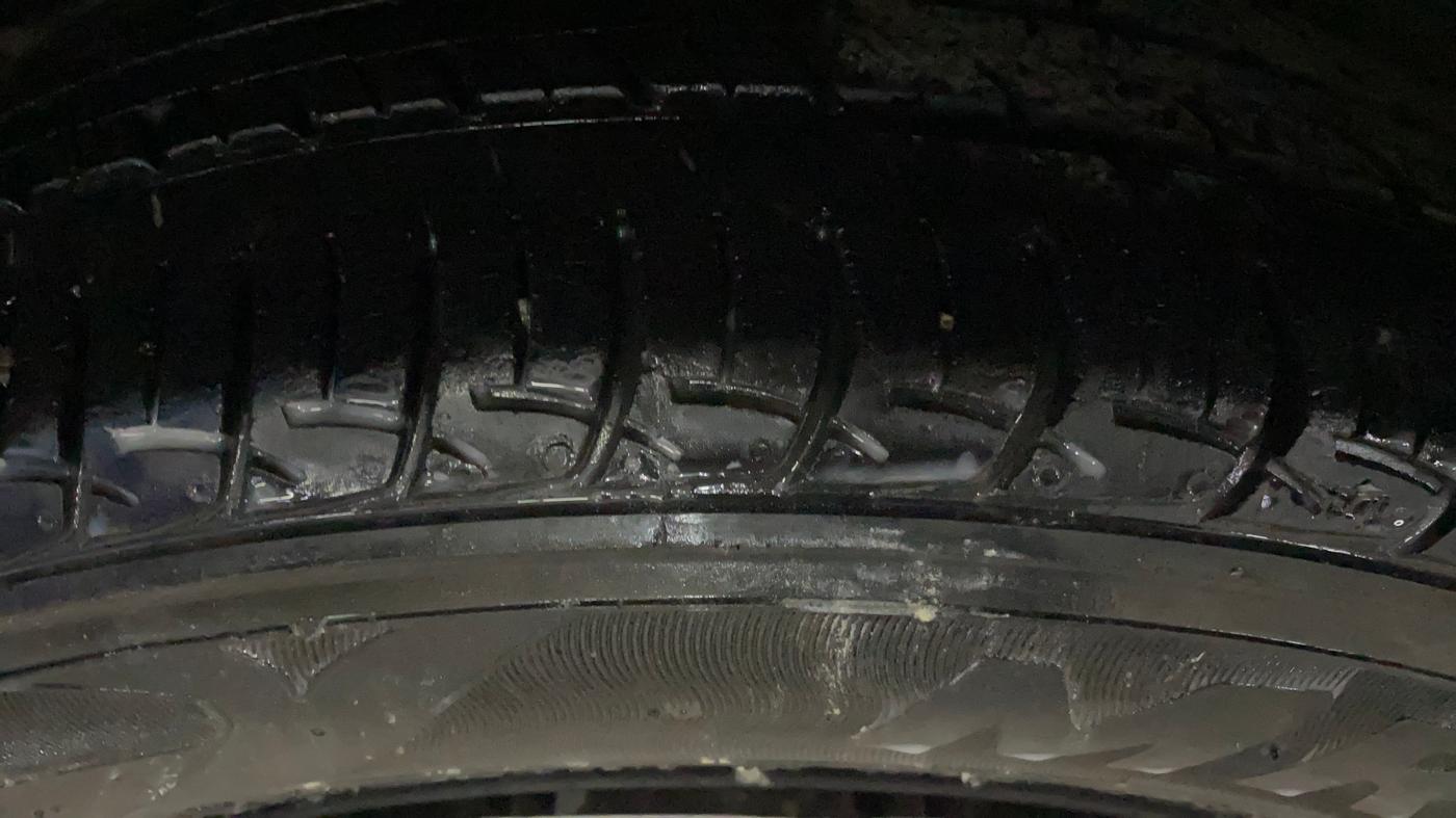 2018 Maruti Ciaz DELTA DIESEL 1.3, Diesel, Manual, 27,627 km, Right Rear Tyre Tread