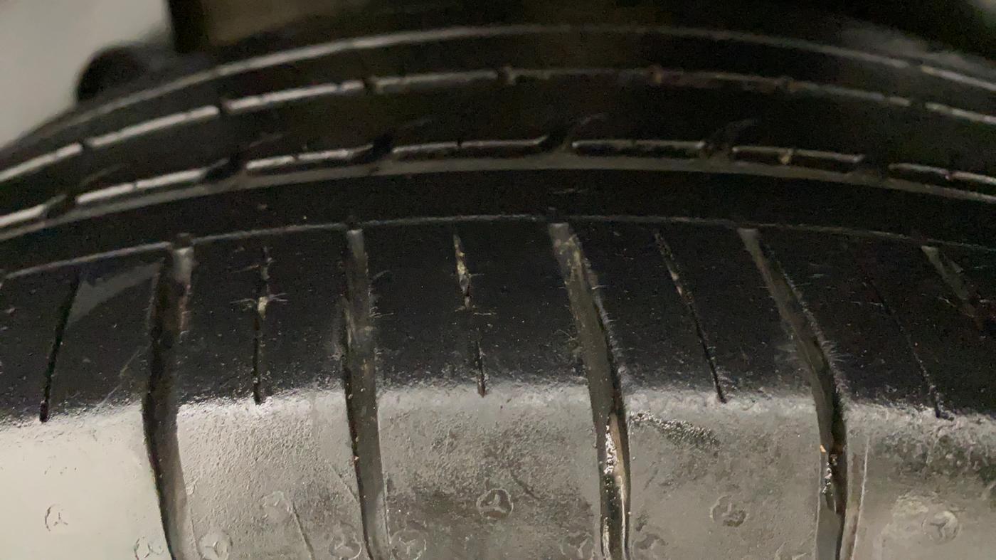 2019 KIA SELTOS GTX 1.4 GDI AT PETROL, Petrol, Automatic, 22,130 km, Right Rear Tyre Tread