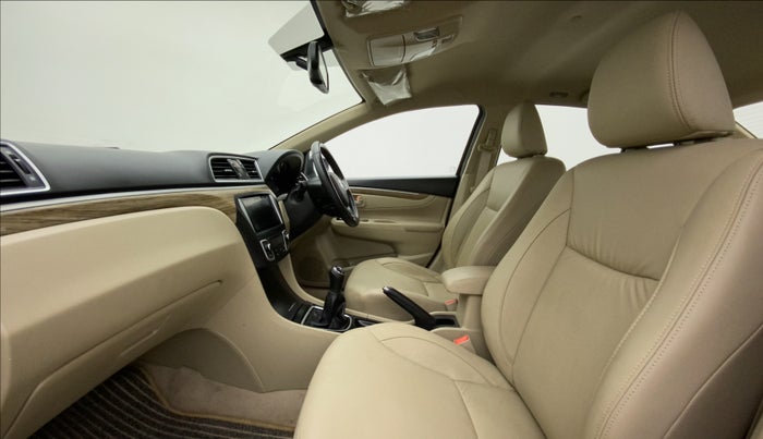 2021 Maruti Ciaz ALPHA 1.5 SHVS PETROL, Petrol, Manual, 20,911 km, Right Side Front Door Cabin