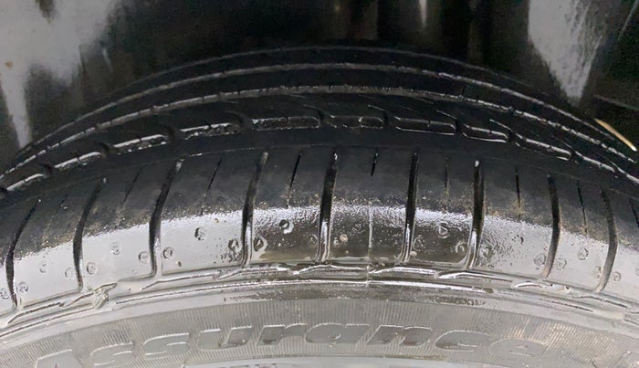 2021 Maruti Ciaz ALPHA 1.5 SHVS PETROL, Petrol, Manual, 20,911 km, Left Rear Tyre Tread