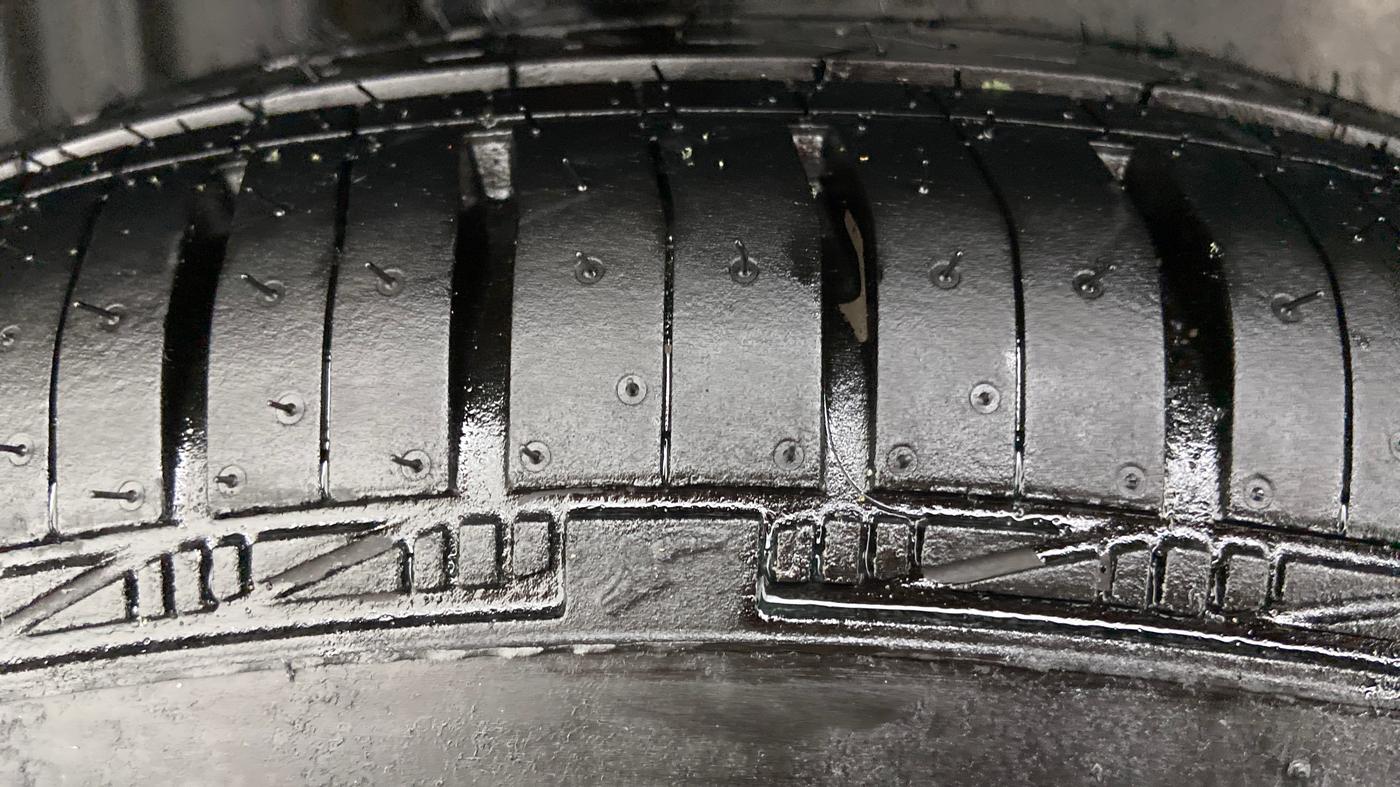 2012 Maruti Swift Dzire VDI BS IV, Diesel, Manual, 1,30,638 km, Right Rear Tyre Tread