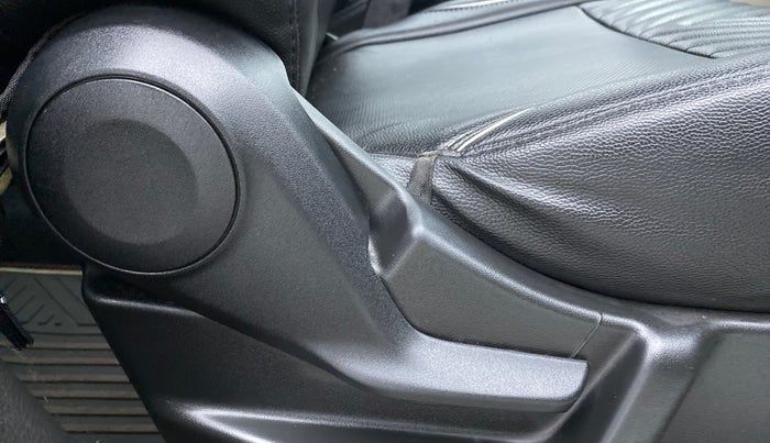 2020 Maruti New Wagon-R VXI 1.0, Petrol, Manual, 19,126 km, Driver Side Adjustment Panel
