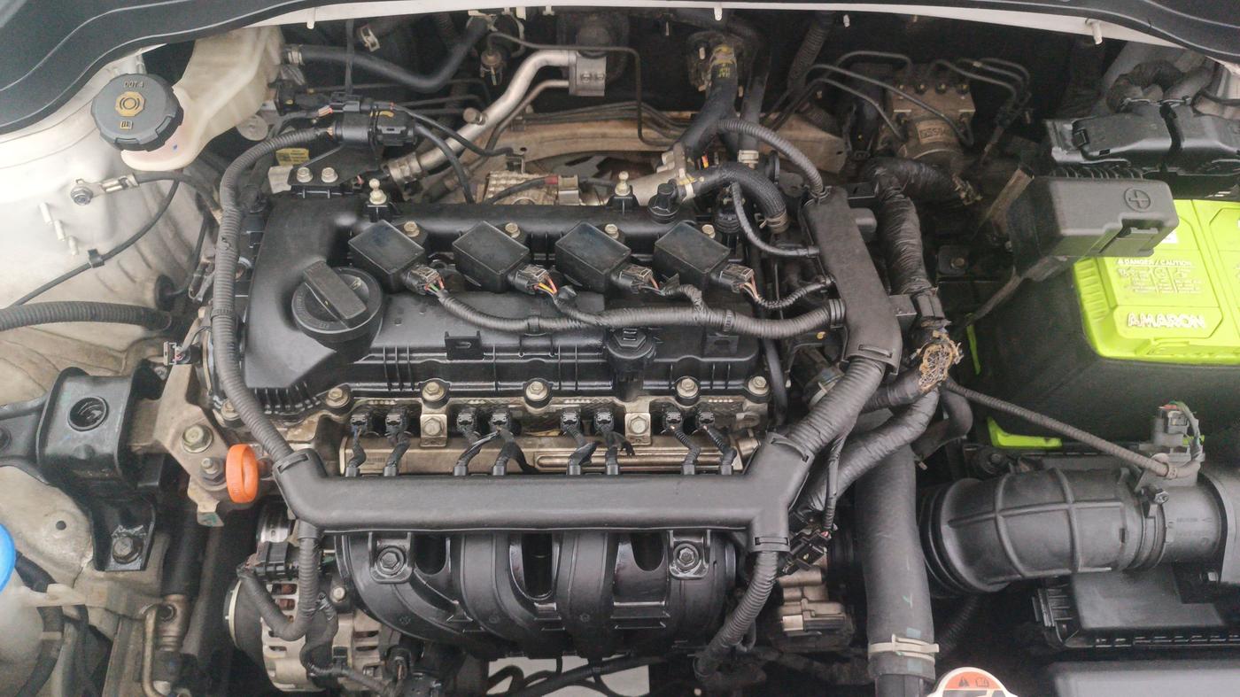 2021 KIA SONET HTK PLUS 1.2, Petrol, Manual, 37,870 km, Engine View