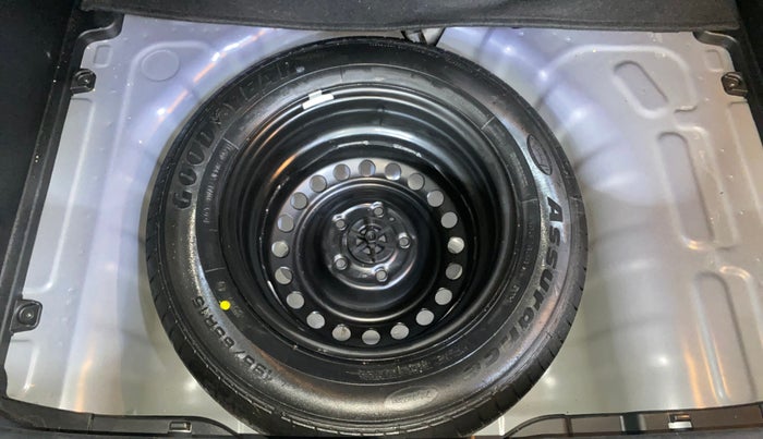 2021 Hyundai VENUE S 1.2, Petrol, Manual, 22,857 km, Spare Tyre