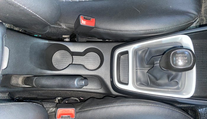 2021 Hyundai VENUE S 1.2, Petrol, Manual, 22,857 km, Gear Lever