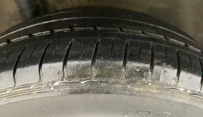 2012 Honda City 1.5L I-VTEC V AT, Petrol, Automatic, 42,955 km, Right Rear Tyre Tread