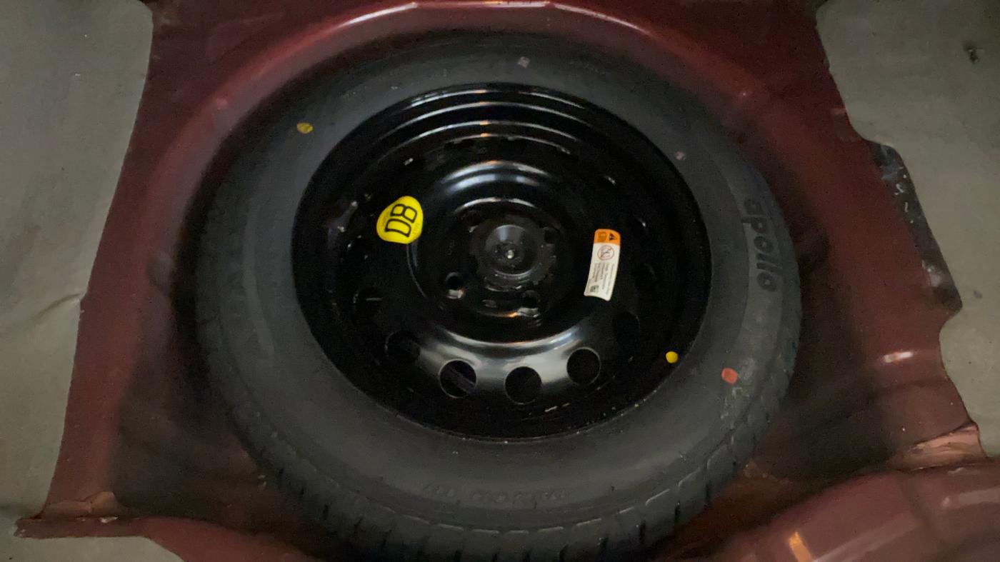 2019 Ford Figo Aspire TITANIUM 1.2 PETROL, Petrol, Manual, 65,219 km, Spare Tyre