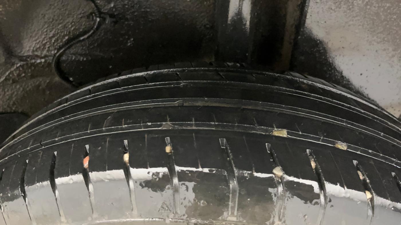 2023 Tata PUNCH PURE MT, Petrol, Manual, 69,649 km, Left Rear Tyre Tread
