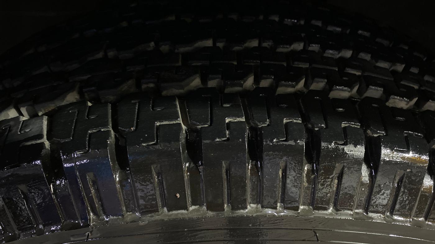 2022 Tata Harrier XE 2.0L KRYOTEC, Diesel, Manual, 72,489 km, Left Front Tyre Tread