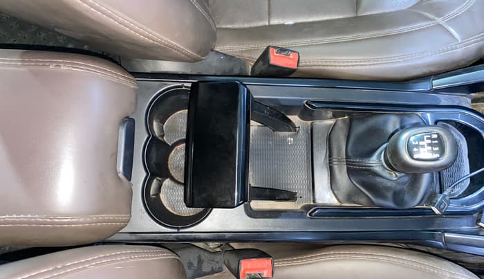 2022 Tata Harrier XE 2.0L KRYOTEC, Diesel, Manual, 72,489 km, Gear Lever