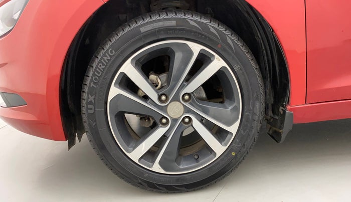 2020 Tata ALTROZ XZ PETROL, Petrol, Manual, 35,695 km, Left Front Wheel