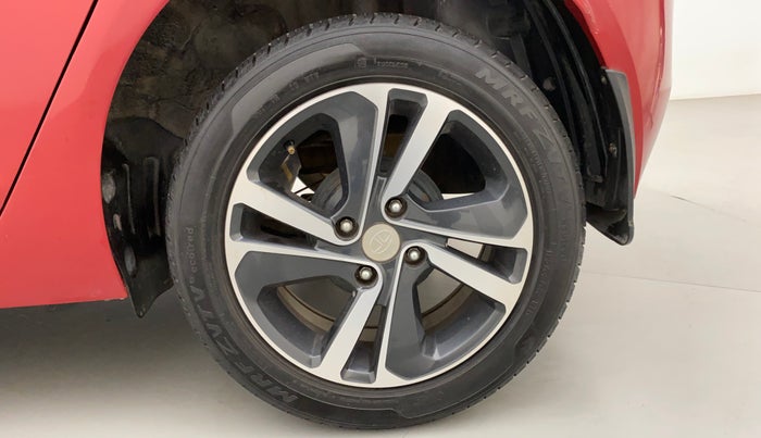 2020 Tata ALTROZ XZ PETROL, Petrol, Manual, 35,695 km, Left Rear Wheel