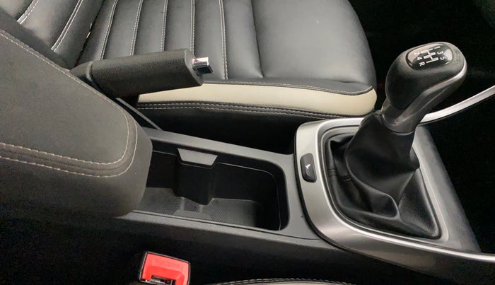 2020 Tata ALTROZ XZ PETROL, Petrol, Manual, 35,695 km, Gear Lever