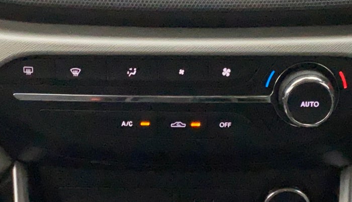 2020 Tata ALTROZ XZ PETROL, Petrol, Manual, 35,695 km, Automatic Climate Control