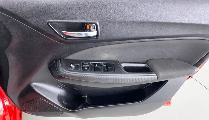 2018 Maruti Swift VXI AMT D, Petrol, Automatic, 57,653 km, Driver Side Door Panels Control