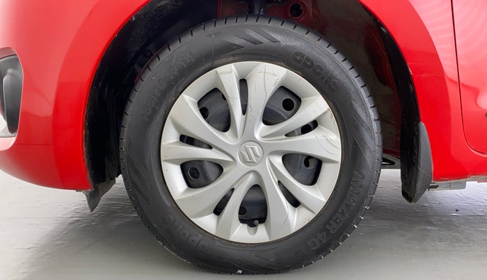 2018 Maruti Swift VXI AMT D, Petrol, Automatic, 57,653 km, Left Front Wheel