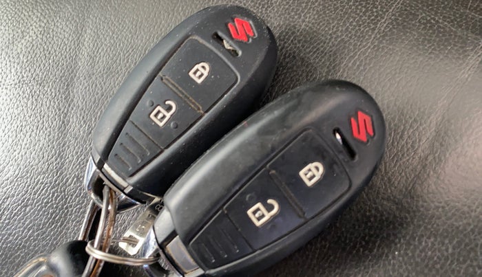 2018 Maruti S Cross ALPHA 1.3, Diesel, Manual, 63,445 km, Key Close Up