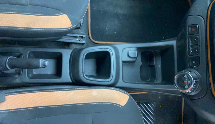 2017 Renault Kwid CLIMBER 1.0 AMT, Petrol, Automatic, 47,517 km, Gear Lever