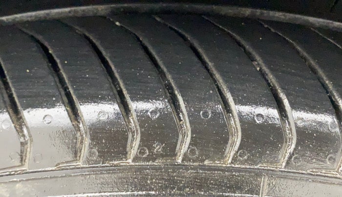 2021 Hyundai NEW I20 MAGNA 1.2 MT, Petrol, Manual, 73,888 km, Right Rear Tyre Tread