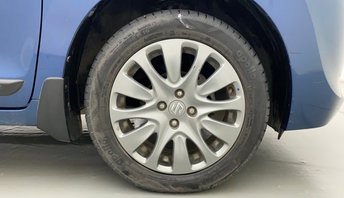 2016 Maruti Baleno ZETA PETROL 1.2, Petrol, Manual, 35,467 km, Right Front Wheel