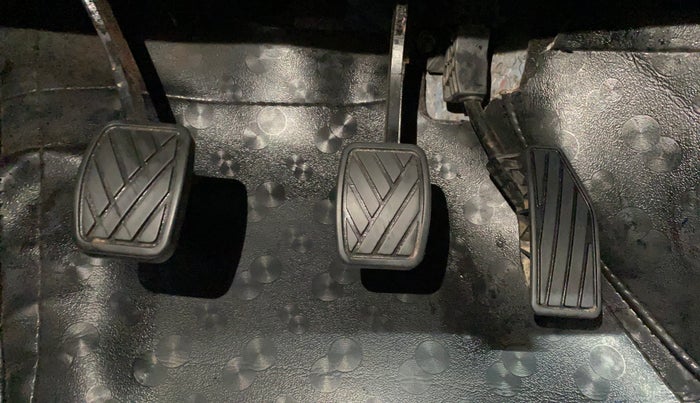 2019 Maruti Swift VXI, Petrol, Manual, 31,242 km, Pedals