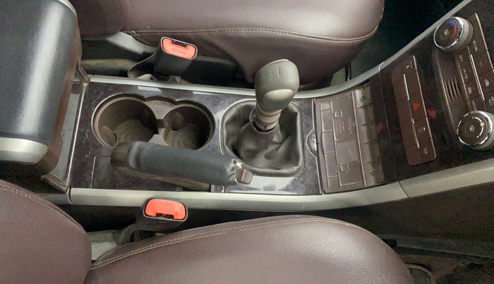 2013 Mahindra XUV500 W6, Diesel, Manual, 56,948 km, Gear Lever