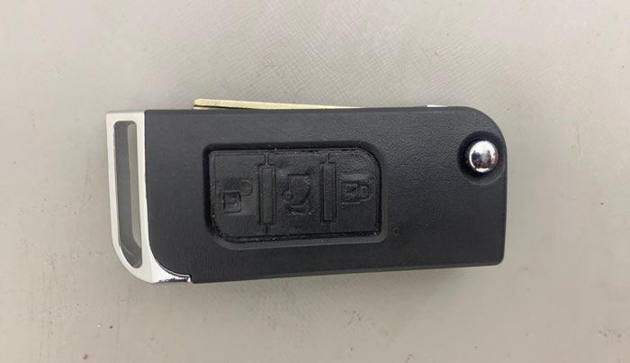 2013 Mahindra XUV500 W6, Diesel, Manual, 56,948 km, Key Close Up