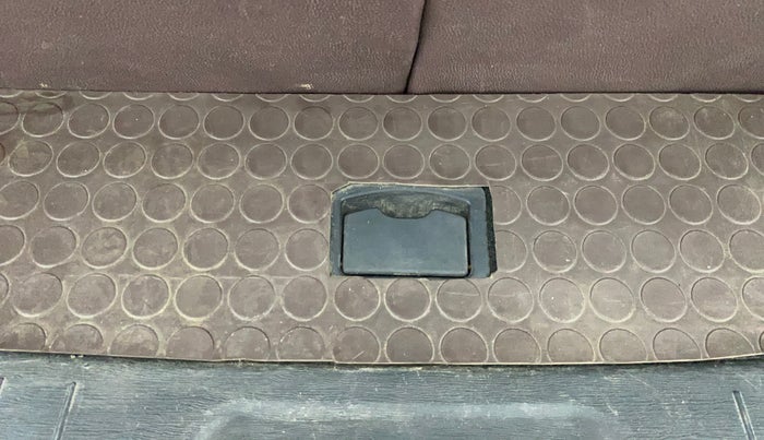 2013 Mahindra XUV500 W6, Diesel, Manual, 56,948 km, Boot Inside