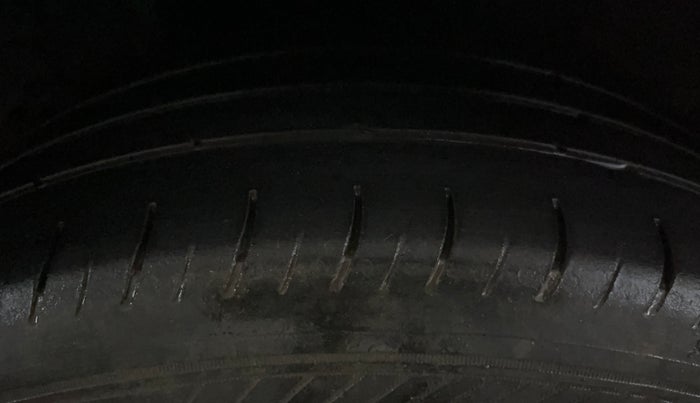 2023 Hyundai Verna SX(O) 1.5 MPI IVT , Petrol, Automatic, 37,010 km, Right Rear Tyre Tread