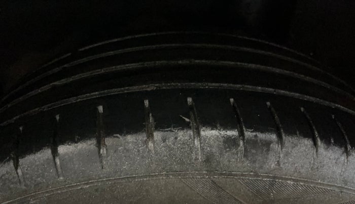 2017 Maruti Baleno ZETA PETROL 1.2, Petrol, Manual, 69,150 km, Left Rear Tyre Tread