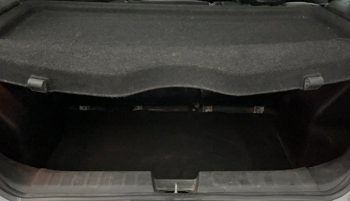 2017 Maruti Baleno ZETA PETROL 1.2, Petrol, Manual, 69,150 km, Boot Inside