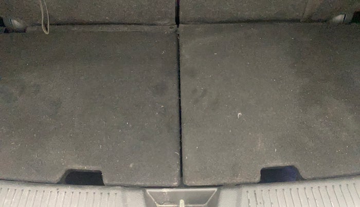 2022 Maruti XL6 ZETA AT, Petrol, Automatic, 37,084 km, Boot Inside