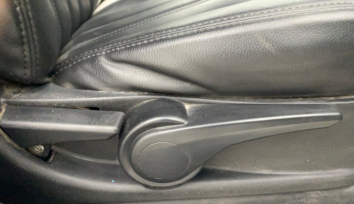 2016 Tata Tiago XZ PETROL, Petrol, Manual, 65,245 km, Driver Side Adjustment Panel