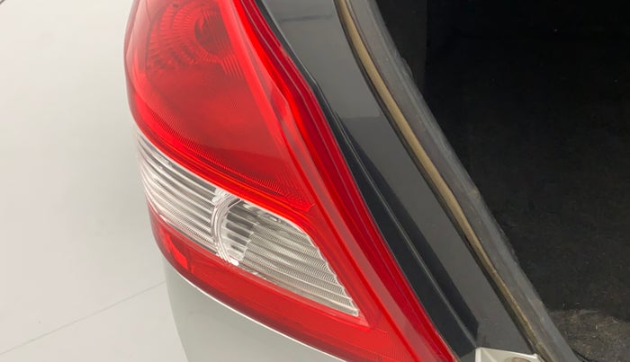 2014 Maruti Swift Dzire VDI, Diesel, Manual, 1,06,369 km, Left tail light - Minor scratches