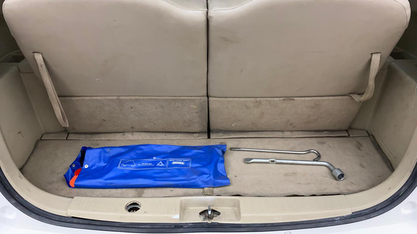 2016 Maruti Ertiga VDI SHVS, Diesel, Manual, 94,438 km, Boot Inside