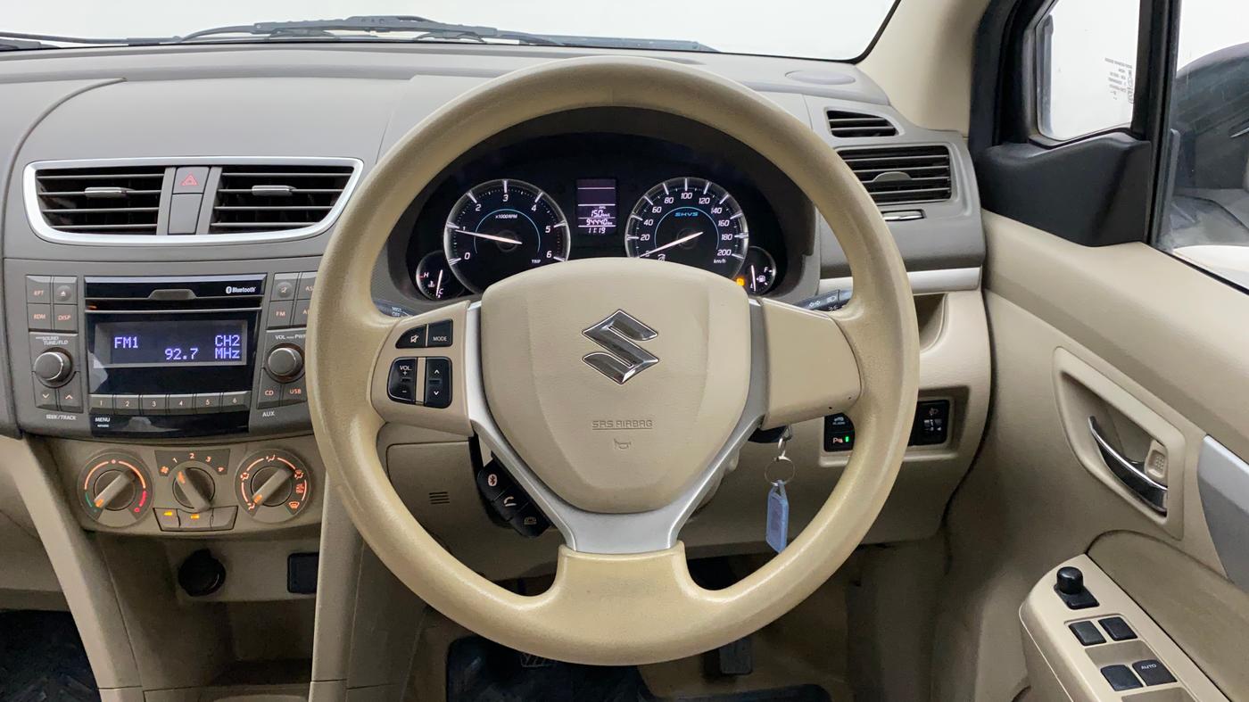 2016 Maruti Ertiga VDI SHVS, Diesel, Manual, 94,438 km, Steering Wheel Close Up