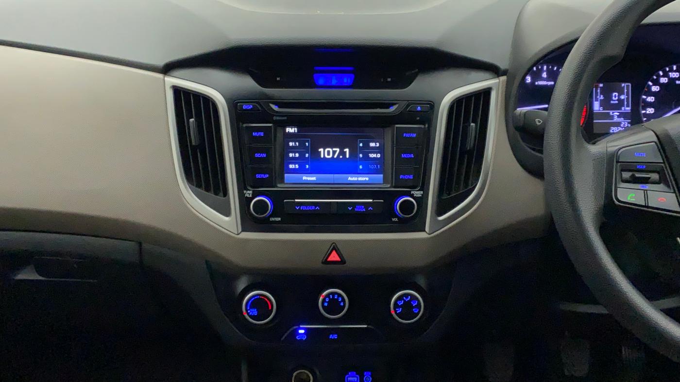 2016 Hyundai Creta E PLUS 1.6 PETROL, Petrol, Manual, 28,241 km, Air Conditioner