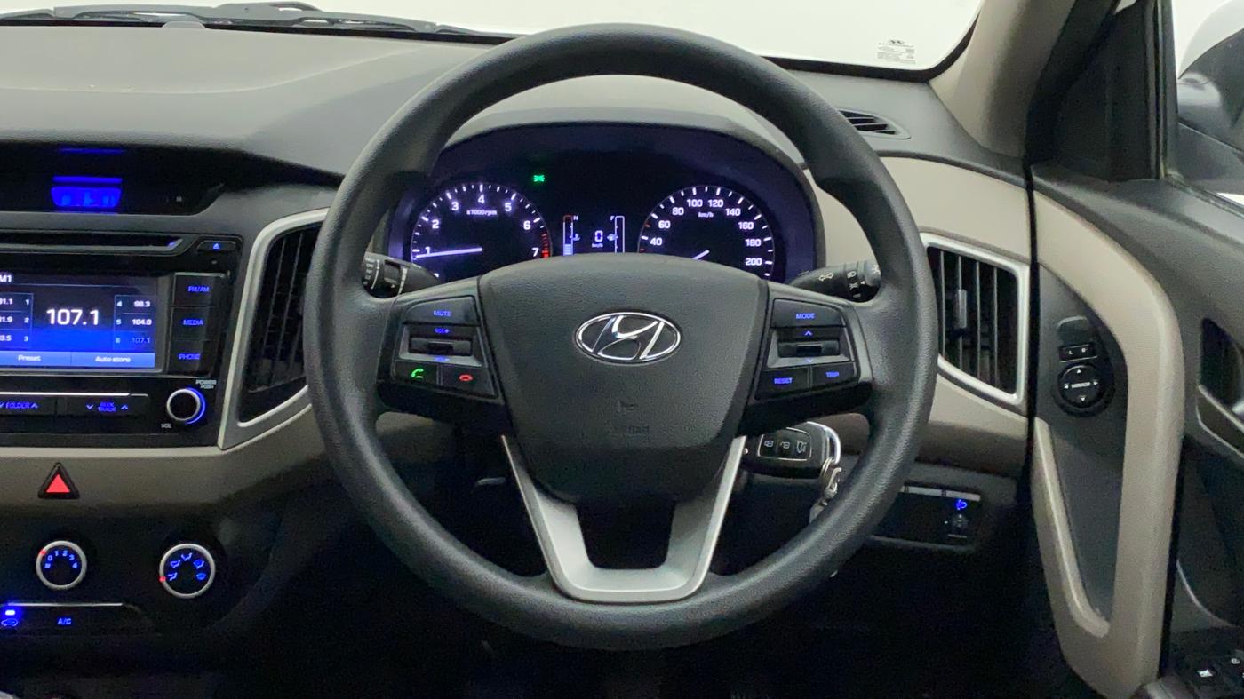 2016 Hyundai Creta E PLUS 1.6 PETROL, Petrol, Manual, 28,241 km, Steering Wheel Close Up