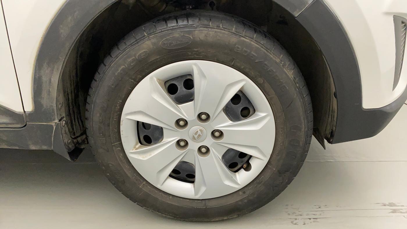 2016 Hyundai Creta E PLUS 1.6 PETROL, Petrol, Manual, 28,241 km, Right Front Wheel
