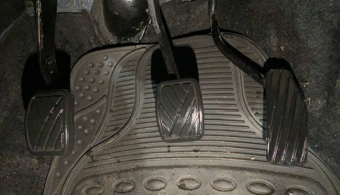 2018 Maruti Wagon R 1.0 VXI, Petrol, Manual, 29,765 km, Pedals