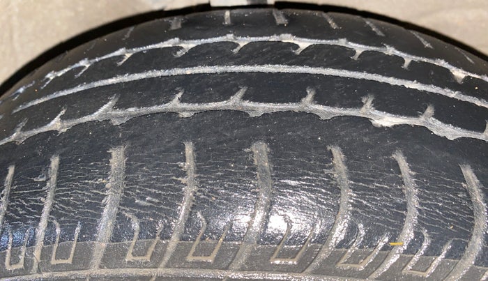 2018 Maruti Wagon R 1.0 VXI, Petrol, Manual, 29,765 km, Right Front Tyre Tread