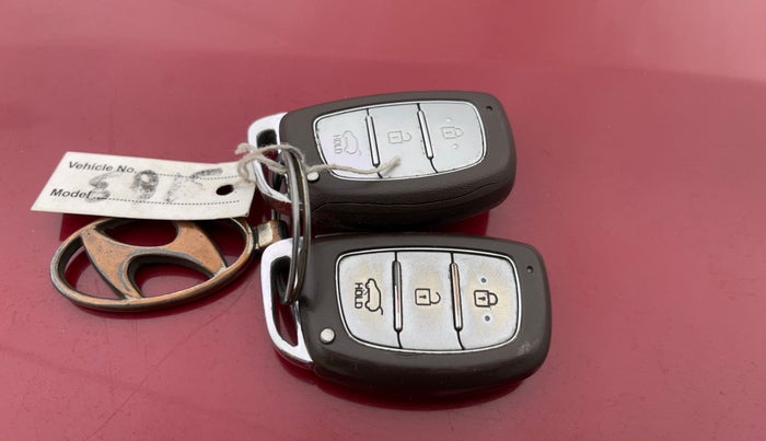 2017 Hyundai Creta SX PLUS 1.6 PETROL, Petrol, Manual, 70,805 km, Key Close Up